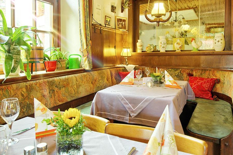 Gasthaus Baeren Niederrotweil Luaran gambar